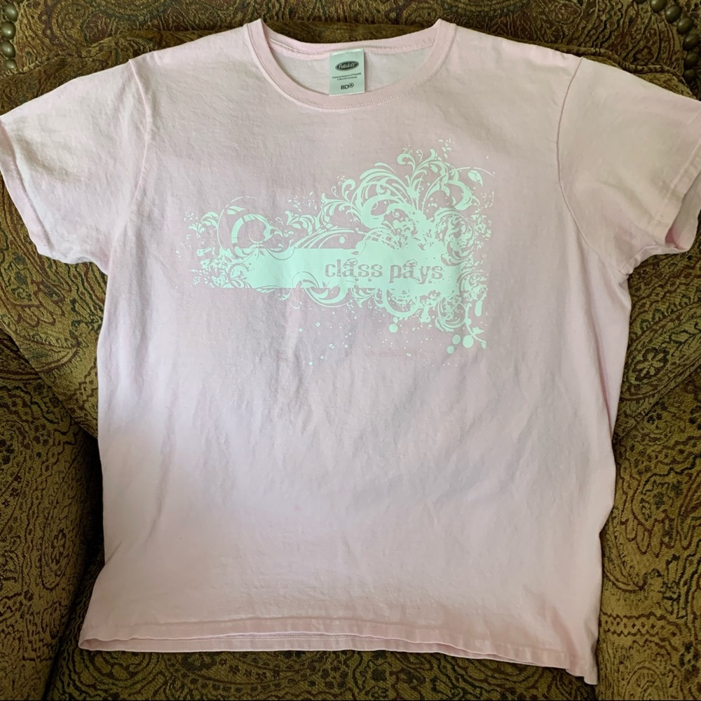 Peterbilt Class Pays Pink T-Shirt